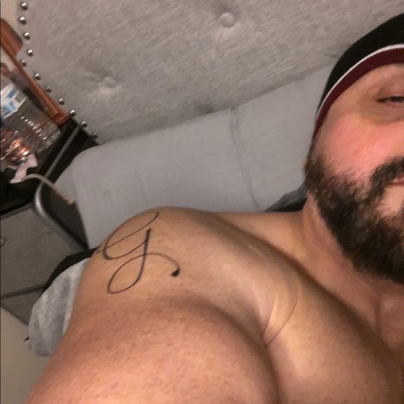 Meet your Posher, George - Picture 1 of 1